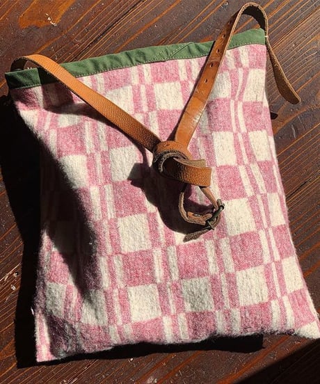 "MITAKUYE Original" Army Remake Shoulder Bag