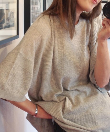 "MODEM DESIGN" High Gauge Knit Crew