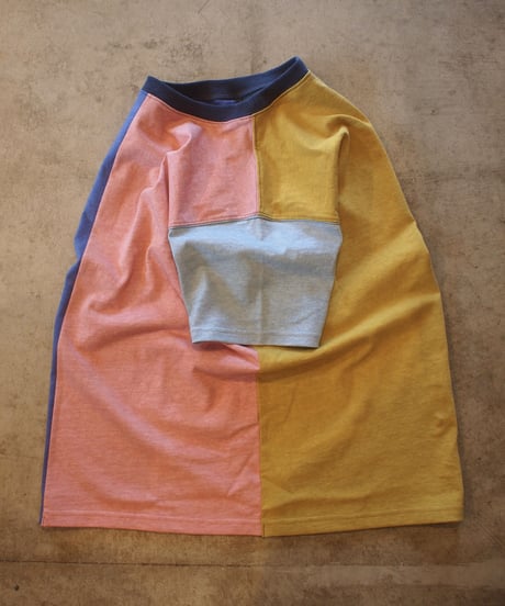 "GOOD ON" Short Sleeve Color Block Tee
