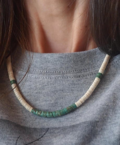 "SANT DOMINGO" Jewelry Heishi Necklace