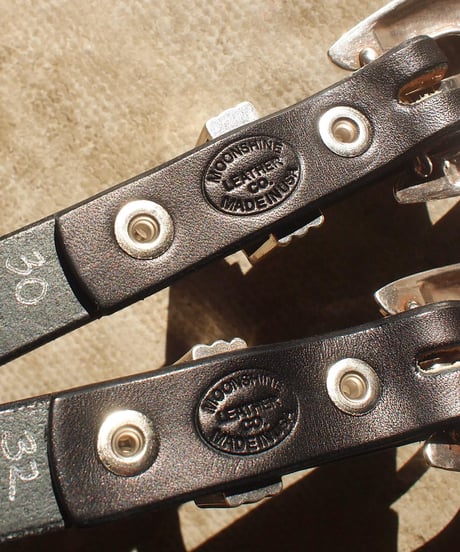 "MOONSHINE LEATHER"Del Rio Buckle Belt