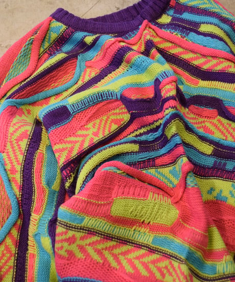 "THRIFTY LOOK" 3D Knitting B Sweater