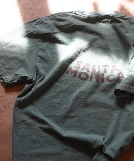 "THE DAY ON THE BEACH" Short Sleeve Tee