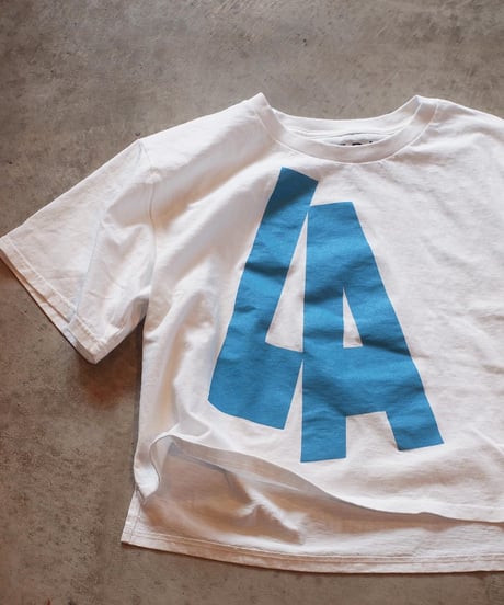 "THE DAY ON THE BEACH" Short Sleeve Tee