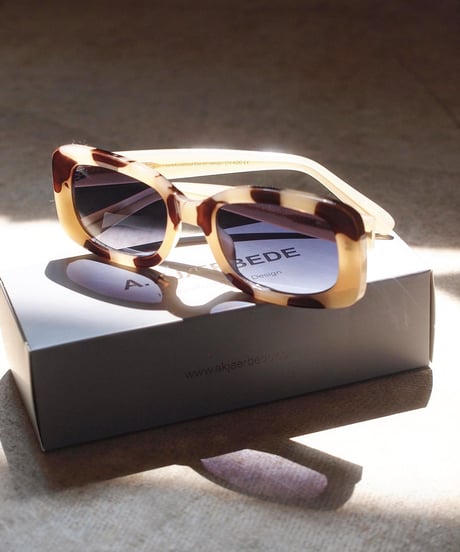 "A.KJAERBEDE" Sunglasses[SALO]