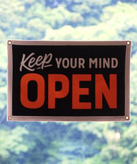 "OXFORD PENNANT"Keep Your Mind Open Holy Smokes x Oxford Pennant Camp Flag