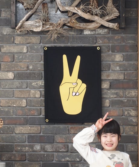 "OXFORD PENNANT"PEACE SIGN Camp Flag