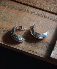 "NAVAJO" Stamp Work Silver Hoop Earring