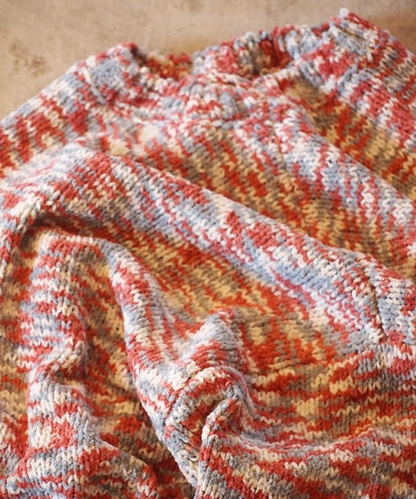 "Nasngwam" DECEIVE KNIT