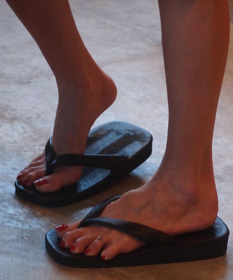 "V.I.C" Classic Rubber Sandal