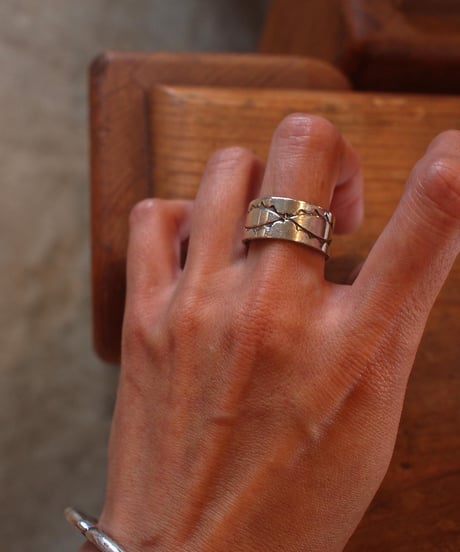 "NAVAJO" Silver Stampwork Ring