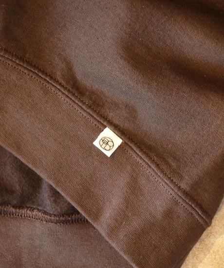 "THE DAY ON THE BEACH"Sweat Crew