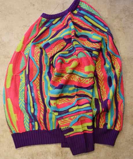 "THRIFTY LOOK" 3D Knitting B Sweater