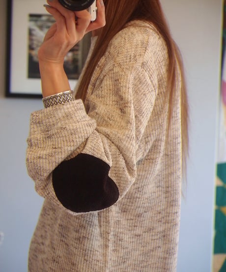 "MODEM DESIGN"Corduroy Elbow Patch Crew Knit
