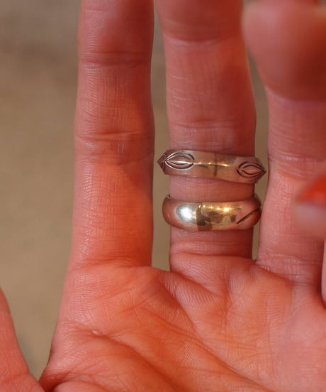 "NAVAJO" Stampwork Silver Ring