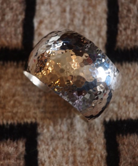 "NAVAJO" Silver Dome Bangle