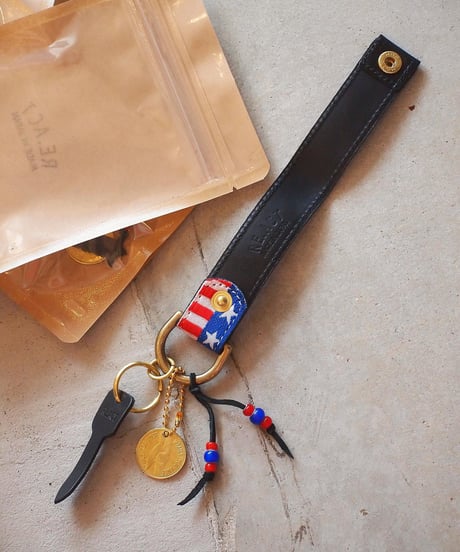 "RE.ACT" U.S.A Tyrolean tape Key holder