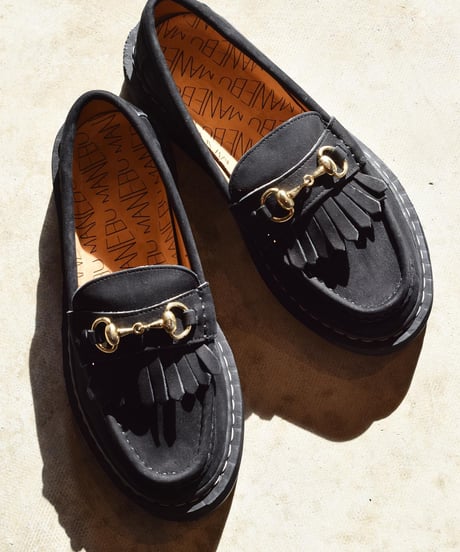 "MANABU" Bitch Vila Nubuck Fat Sole Tassel Loafer