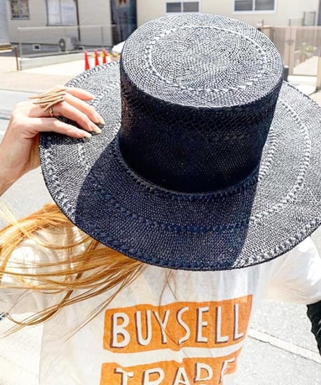 " P cnq" HAT