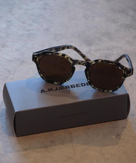 "A.KJAERBEDE"Sunglasses「ZAN」