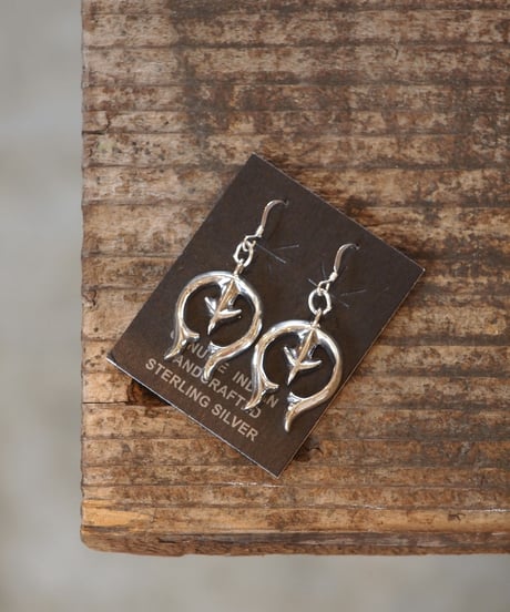 "NAVAJO" Silver Naja Pierce