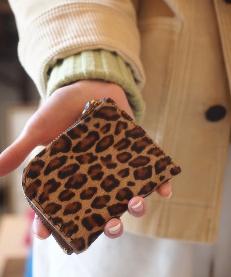 "LONGDISTANCE"Animal Pattern L-Type Coin Case