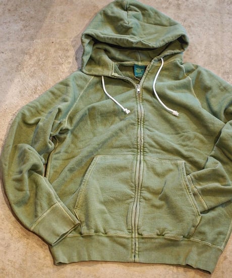 "GOOD ON"Raglan Zip Hood Sweat