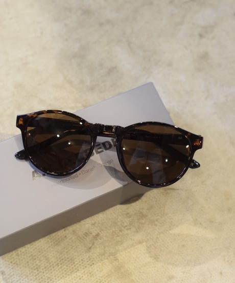 "A.KJAERBEDE" Sunglasses[MARVIN]