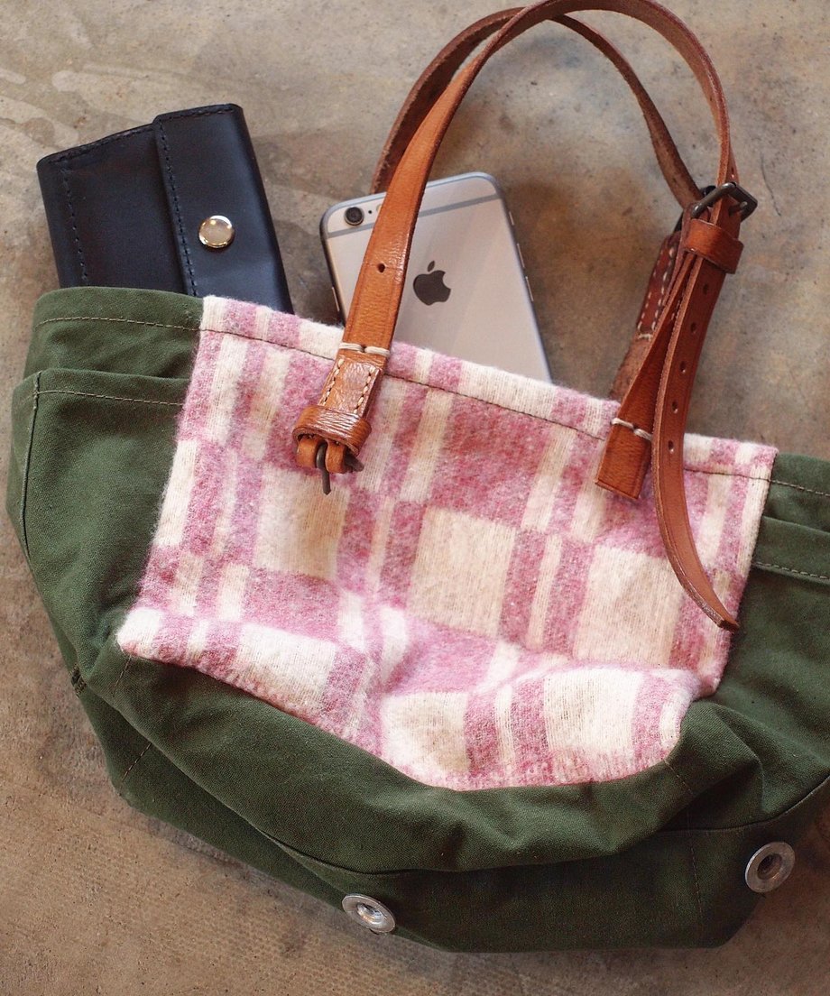 5fab872cf0b10819d96e99d8