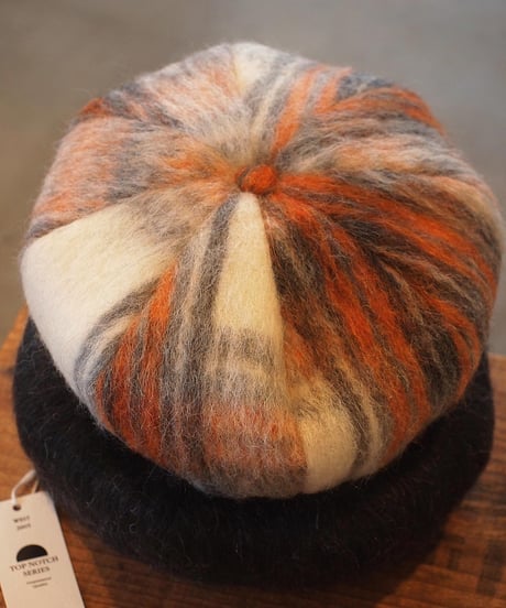 "Nasngwam" CURT BERET