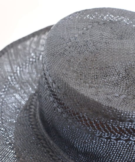 " P cnq" HAT