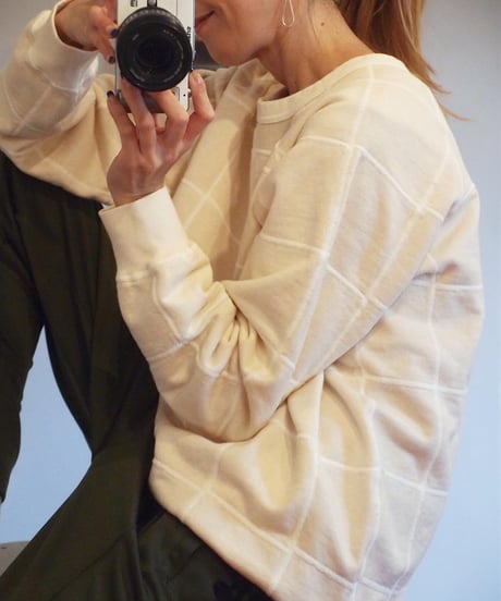"GOOD ON"Patchwork Raglan Crew Sweat