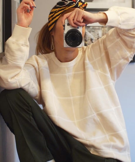 "GOOD ON"Patchwork Raglan Crew Sweat