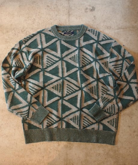 "MODEM DESIGN" Jacquard Knit Crew