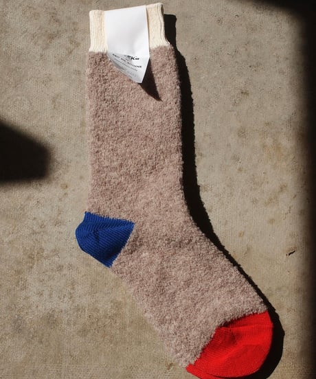 "decka"×"BRU NA BOINNE" Alpaca Boucle Socks