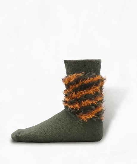 "SHOWATABE" Multi-Color Shaggy Socks