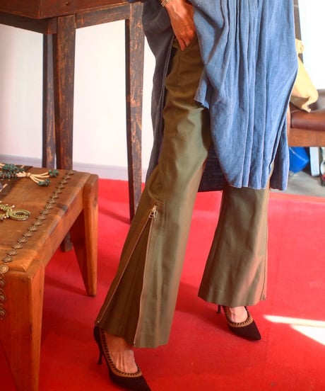 "RUMBLE RED"Military Flare Pants