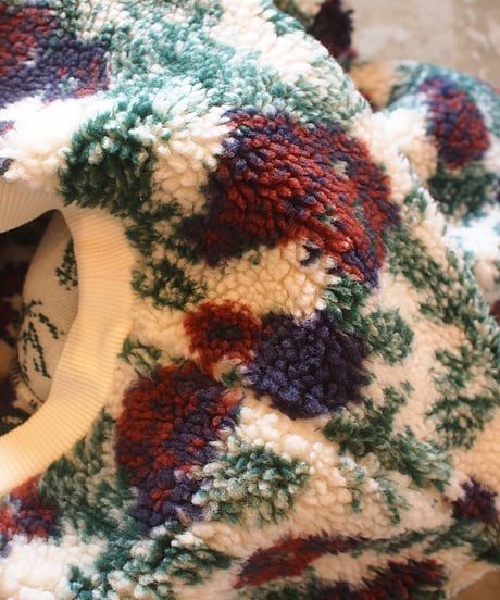 "MODEM DESIGN" Flower Boa Pullover