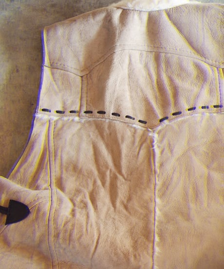 "Nasngwam"IGLOO MOUNTAIN VEST