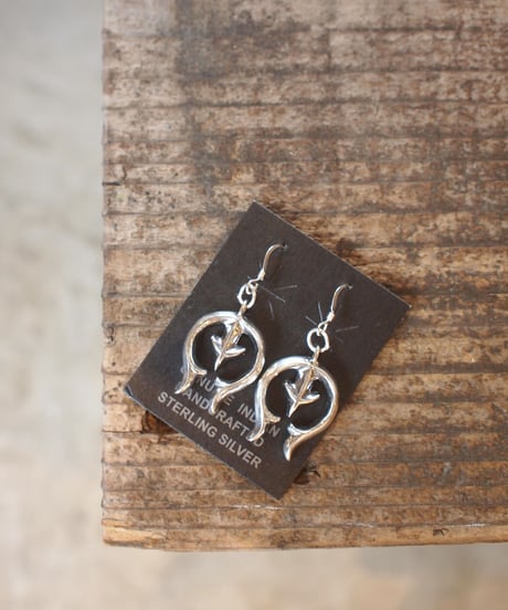 "NAVAJO" Silver Naja Pierce