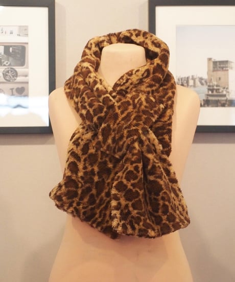 "GOOD ON" Boa Muffler[Leopard]