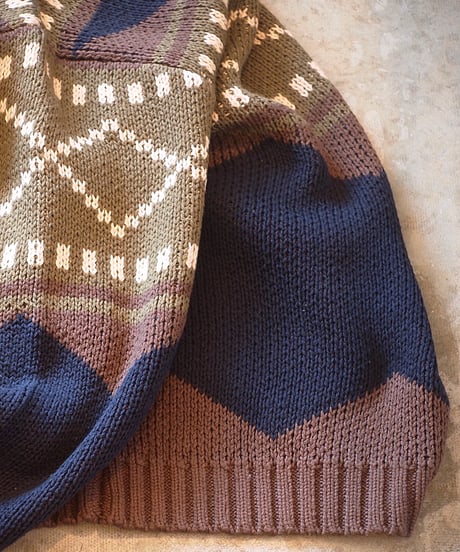 "MODEM DESIGN" Low Gage Role Neck Cotton Knit