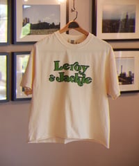 "THE DAY ON THE BEACH" Short Sleeve Cut Off Tee