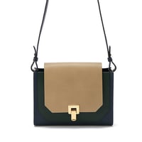 POCHETTE CLUTCH BAG ／ NAVY