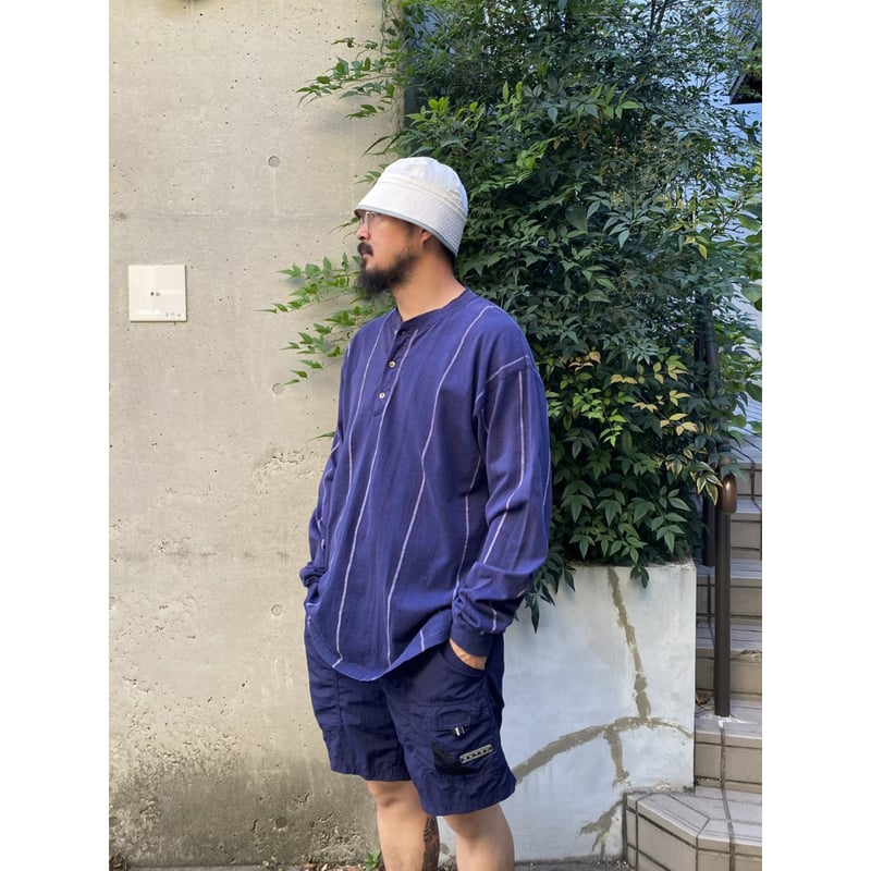Made in USA / 80's Eddie Bauer / Henley Neck LS