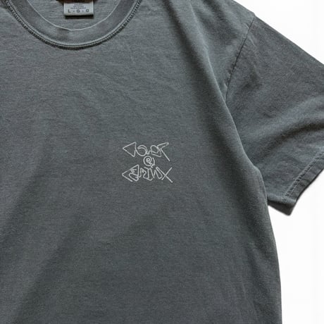 Color at Against Originals / Geoglyphs Tee / Pepper