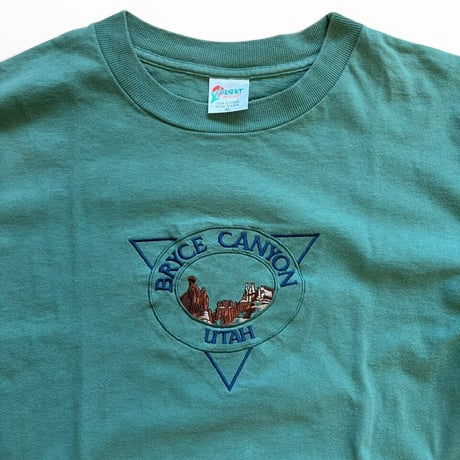 Made in USA / embroidered BRYCE CANYON Tee / Pistachio XL / Used