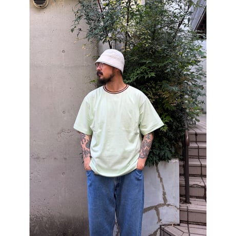Color at Against Originals  / Border Rib Tee / Choco Mint