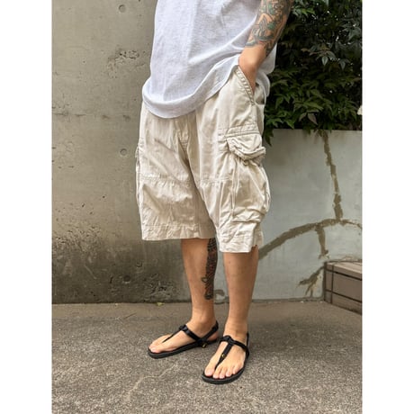 Polo by Ralph Lauren / Cotton Chino Cargo Shorts /  Ivory 40 / Used