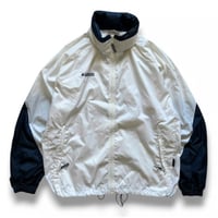 Columbia / Packable Nylon Shell / White XL / Used